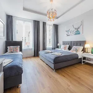 Six Suites, Old Town *** Danzica