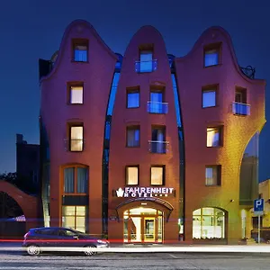 Fahrenheit Hotel